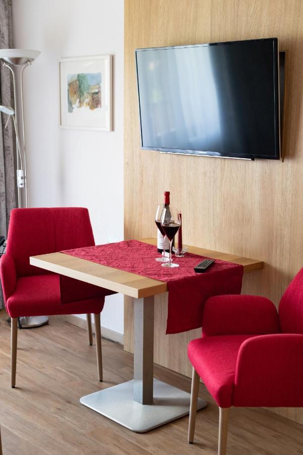 Appartment Hotel Victoria 바트푸징 외부 사진