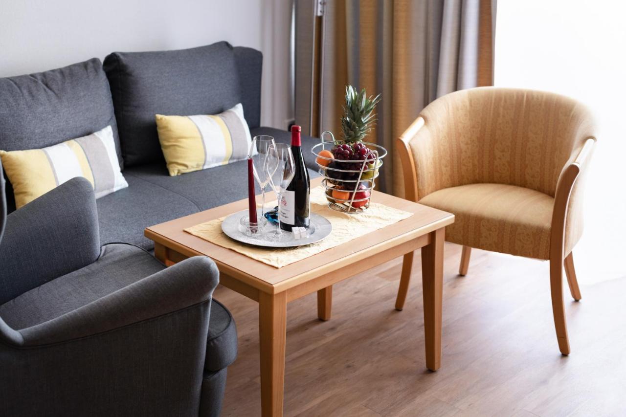 Appartment Hotel Victoria 바트푸징 외부 사진