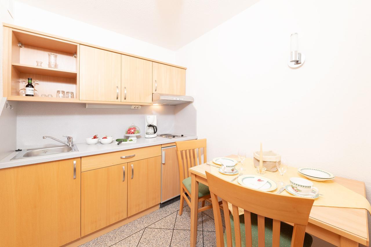 Appartment Hotel Victoria 바트푸징 외부 사진
